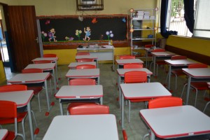 Escolas Municipais são contempladas com mobiliário novo